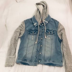 Really cozy long sleeve hooded jean jacket